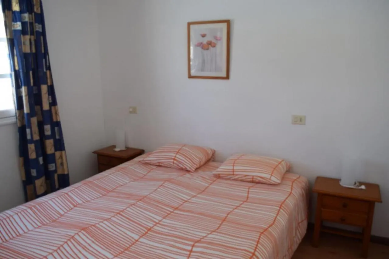 Apartamento Reni Tías 0*,