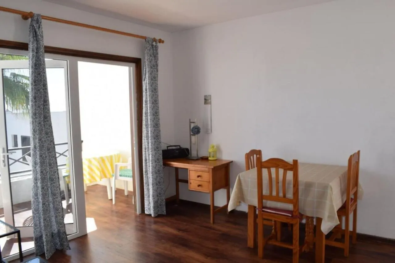 Apartamento Reni Tías